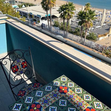 Appartamento Fronte Mare Civitanova Marche Exteriér fotografie